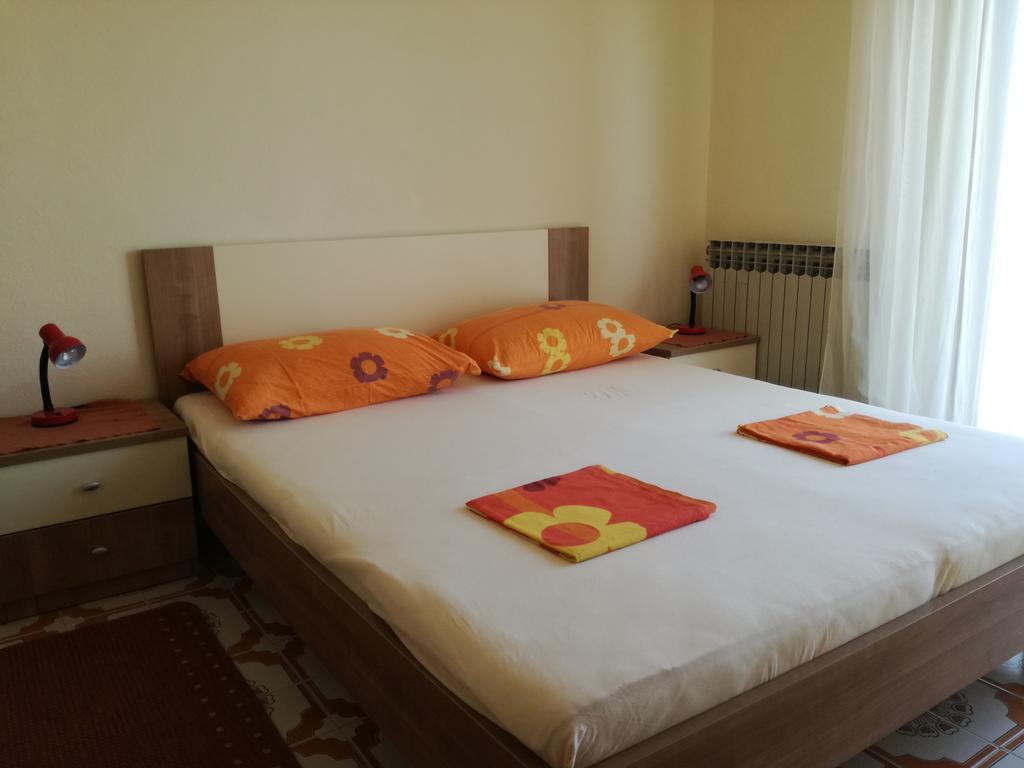 Apartments Dragan Trogir Eksteriør billede